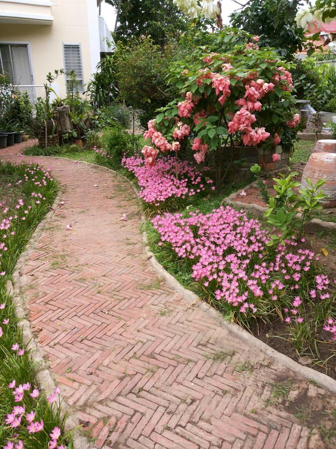Rungnatee Place & Boutique Hotel Buriram Kültér fotó
