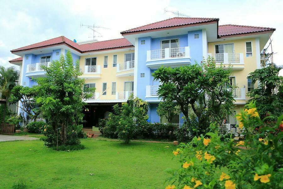 Rungnatee Place & Boutique Hotel Buriram Kültér fotó