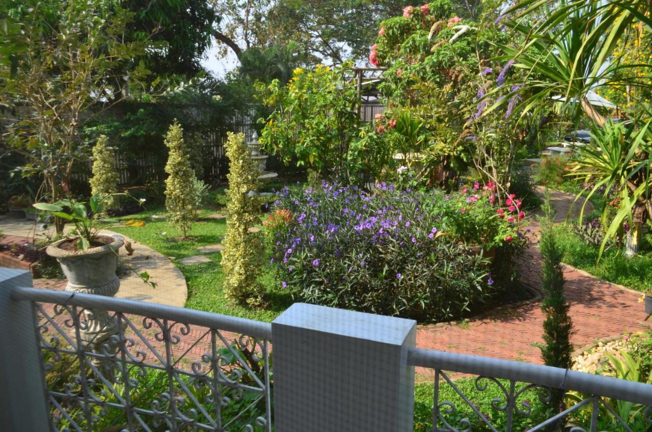 Rungnatee Place & Boutique Hotel Buriram Kültér fotó